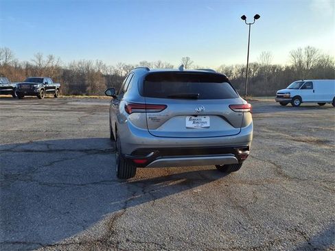 Used 2023 Buick Envision Essence w/ Sport Touring Package image 23