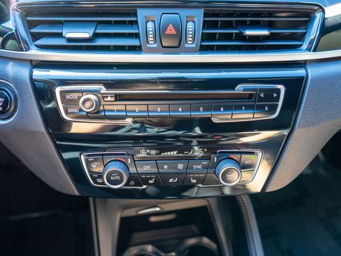 Used 2018 BMW X1 xDrive28i AWD/4WD image 24