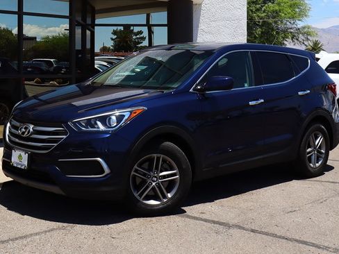 Used 2018 Hyundai Santa Fe Sport FWD image 2