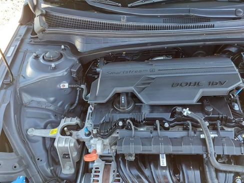 Certified 2024 Hyundai Elantra SEL w/ Convenience Package FWD image 15