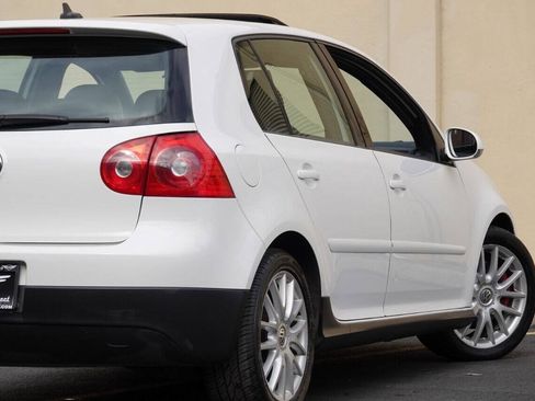 Used 2007 Volkswagen GTI 4-Door FWD image 19