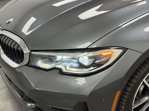 Used 2019 BMW 330i xDrive Sedan w/ Premium Package AWD/4WD image 23