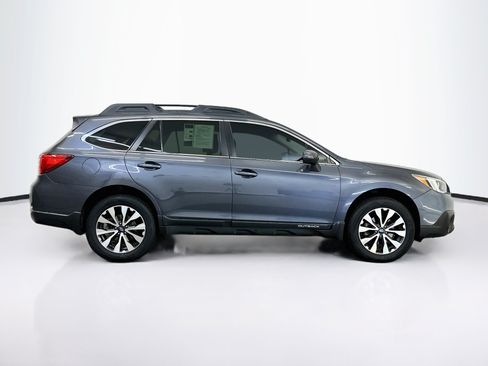 Used 2017 Subaru Outback 2.5i Limited AWD/4WD image 10