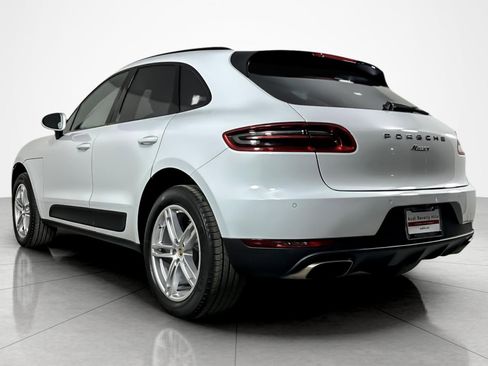 Used 2018 Porsche Macan image 3