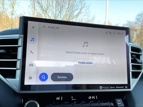 Used 2023 Toyota Tundra Limited image 33