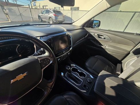 Used 2020 Chevrolet Traverse Premier w/ Redline Edition image 18