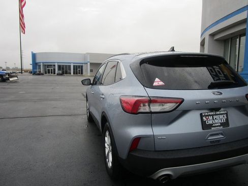 Used 2022 Ford Escape SE w/ Convenience Package image 3