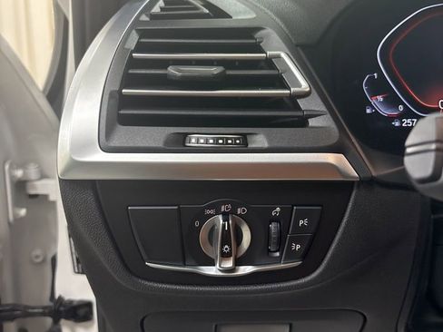 Used 2023 BMW X3 xDrive30i image 10