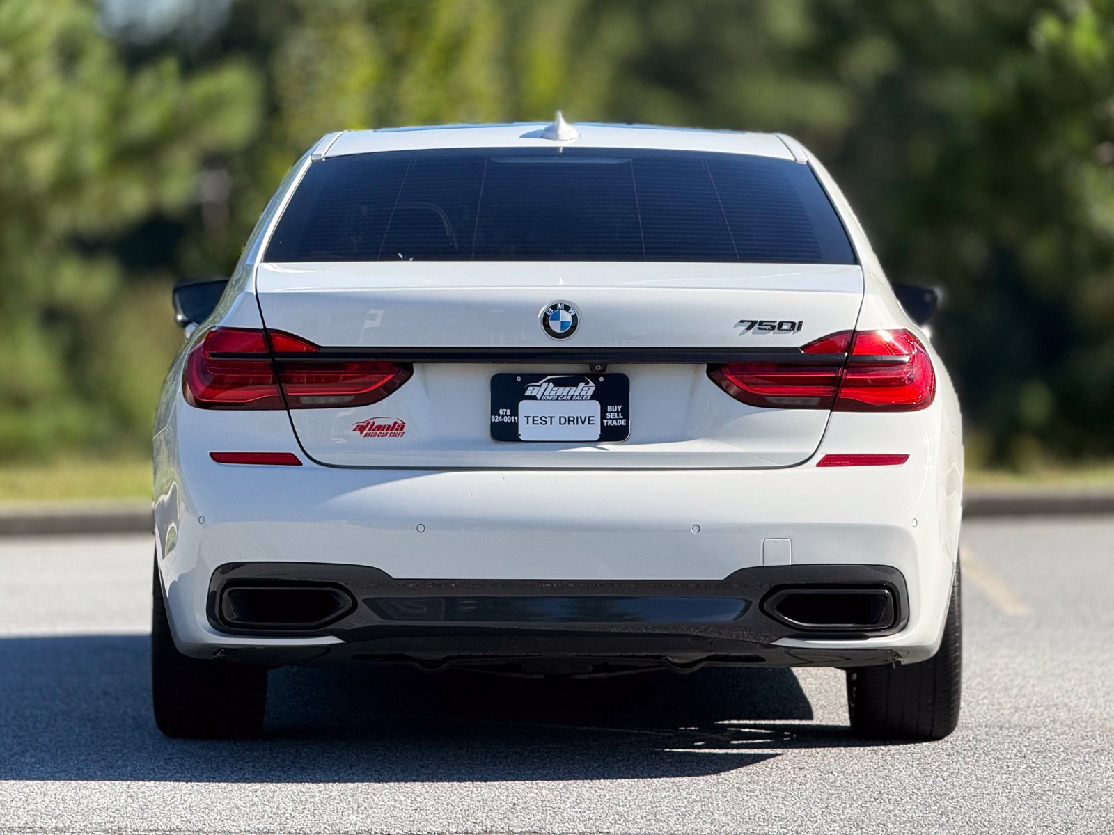 Used 2018 BMW 750i RWD image 6