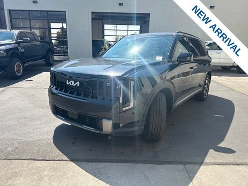 Used 2027 Kia Telluride S AWD/4WD image 3