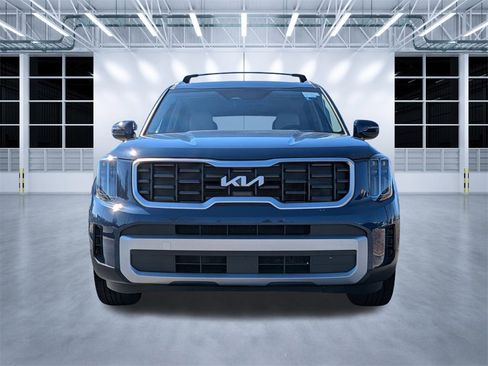 Used 2024 Kia Telluride S w/ S Sunroof Package image 9