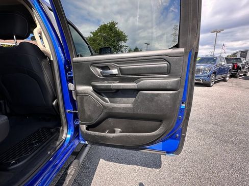 Used 2019 RAM 1500 Tradesman w/ SXT Appearance Group AWD/4WD image 17