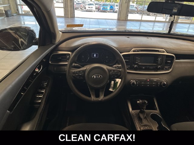 Used 2016 Kia Sorento LX AWD/4WD image 2