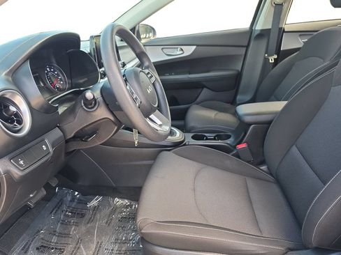 Used 2023 Kia Forte LXS FWD image 12