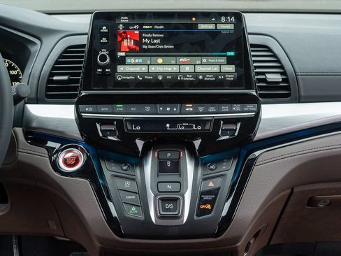 New 2026 Honda Odyssey Touring image 20