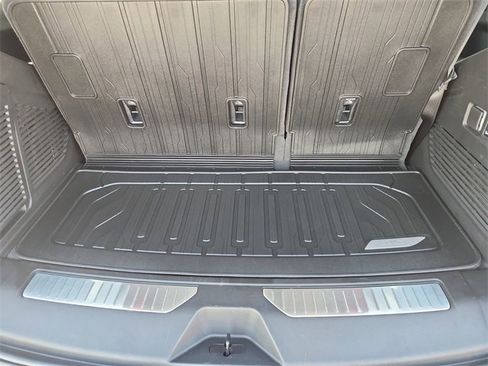 Used 2025 GMC Yukon AT4 image 26