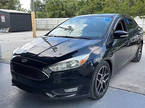 Used 2017 Ford Focus SEL FWD image 13