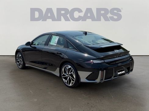 Used 2023 Hyundai Ioniq 6 SEL AWD/4WD image 5