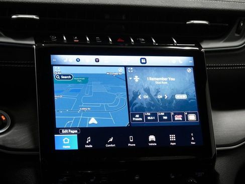 New 2025 Jeep Grand Cherokee Limited image 23