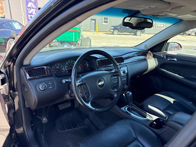 Used 2012 Chevrolet Impala LTZ FWD image 11