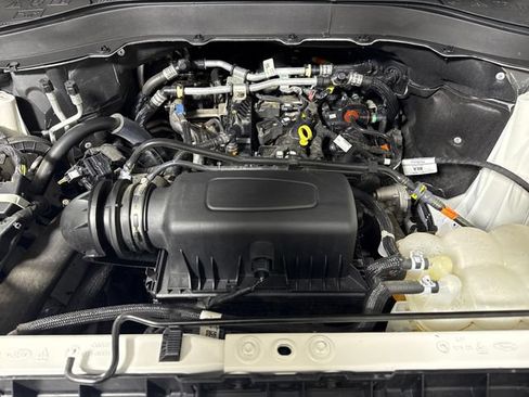 Used 2023 Ford Explorer XLT w/ Equipment Group 202A AWD/4WD image 47