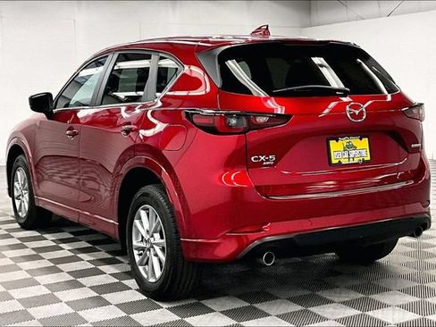 Used 2024 MAZDA CX-5 AWD 2.5 S w/ Preferred Package image 2