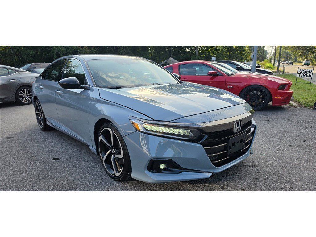 Used 2022 Honda Accord Sport image 3