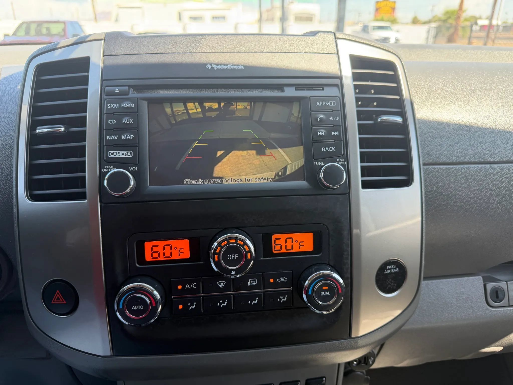 Used 2019 Nissan Frontier SL RWD image 13