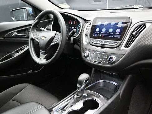 Used 2024 Chevrolet Malibu LT FWD image 14