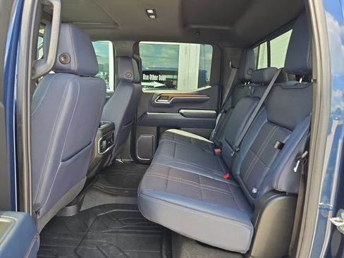 Certified 2023 Chevrolet Silverado 1500 High Country w/ High Country Premium Package AWD/4WD image 15
