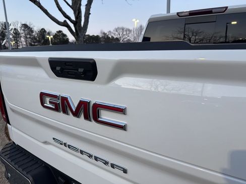 Used 2024 GMC Sierra 1500 SLT w/ SLT Premium Plus Package image 11