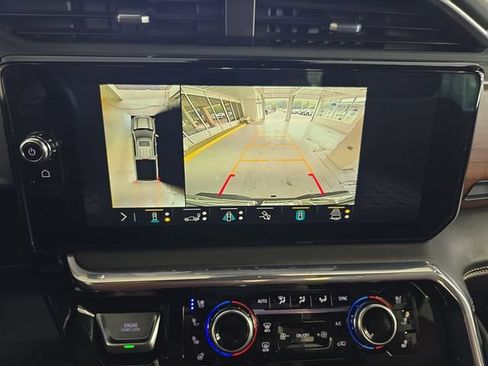 Used 2023 GMC Sierra 1500 Denali Ultimate AWD/4WD image 17