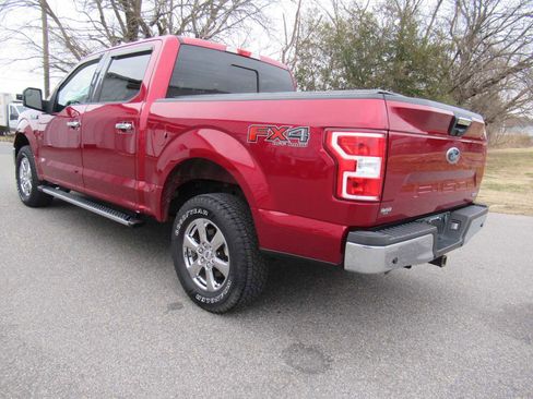 Used 2019 Ford F150 XLT w/ Equipment Group 302A Luxury image 7