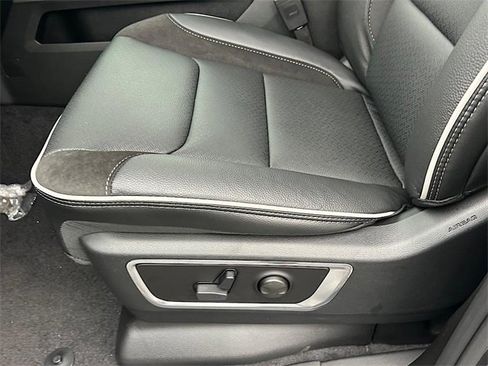 New 2026 RAM 1500 Laramie w/ Sport Appearance Package image 14