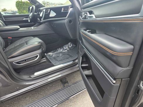 Used 2024 Jeep Grand Wagoneer L Series III w/ Quick Order Packagew 28T image 10