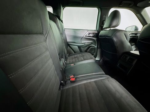 Used 2023 Mitsubishi Outlander Ralliart image 26