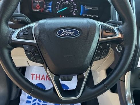 Used 2024 Ford Edge Titanium image 14