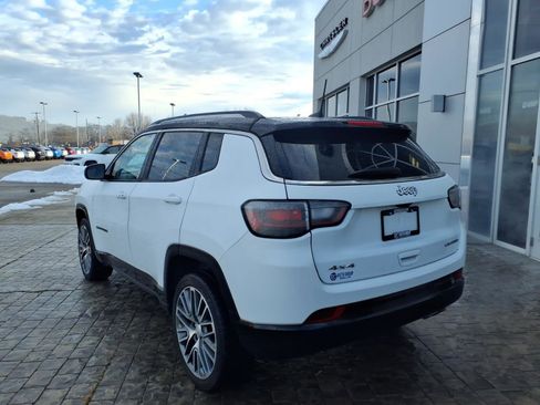 Used 2022 Jeep Compass Limited w/ Elite Group image 8