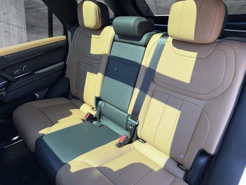 Used 2023 Land Rover Range Rover Sport SE Dynamic image 14