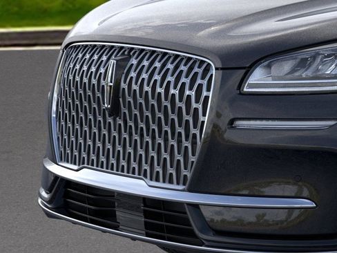 New 2025 Lincoln Corsair AWD w/ Equipment Group 101A image 17