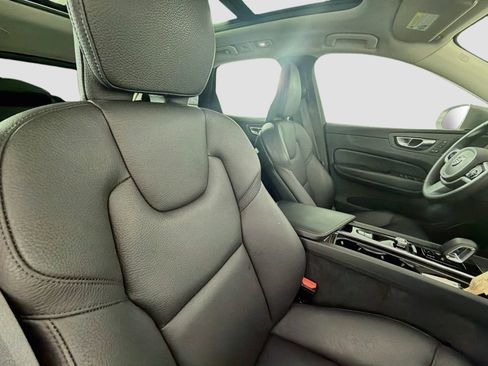 Certified 2023 Volvo XC60 B5 Plus w/ Protection Package Premier FWD image 29
