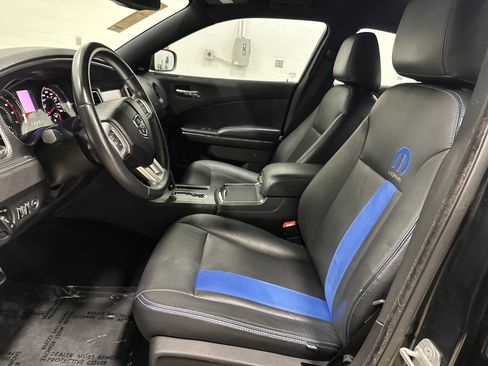 Used 2011 Dodge Charger R/T RWD image 16