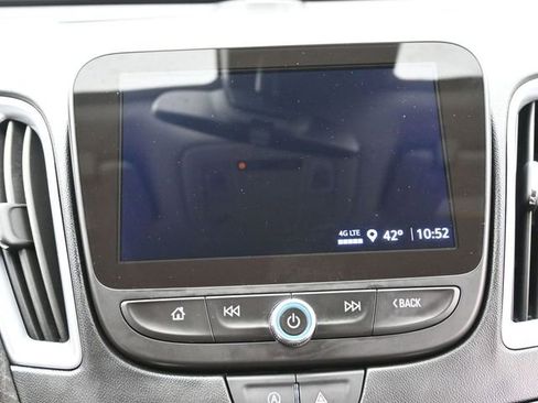 Used 2024 Chevrolet Malibu LT image 16