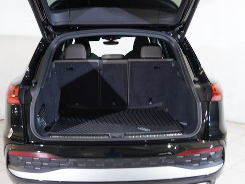 Used 2025 Audi Q5 Premium Plus w/ Premium Plus image 21