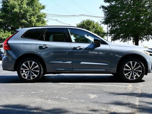 Certified 2024 Volvo XC60 B5 Core w/ Climate Package AWD/4WD image 8