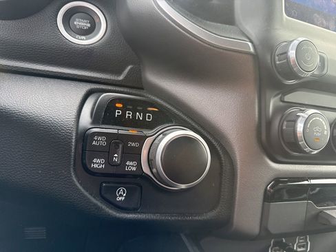 Used 2022 RAM 1500 Big Horn AWD/4WD image 13
