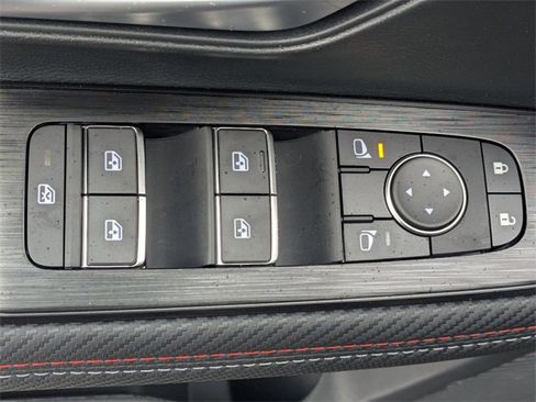 New 2026 Nissan Kicks SR image 12