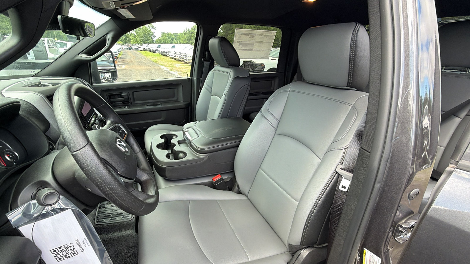 New 2026 RAM 3500 Tradesman w/ Chrome Appearance Group A AWD/4WD image 17