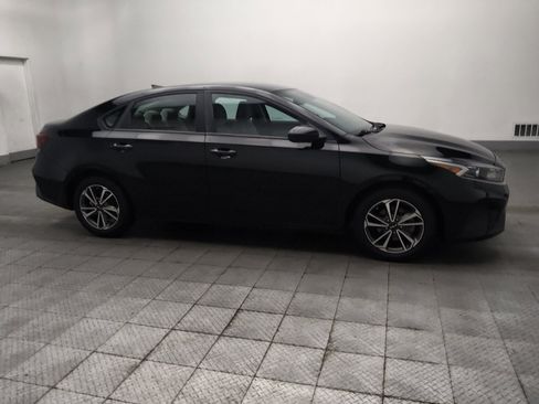 Used 2023 Kia Forte LXS FWD image 11