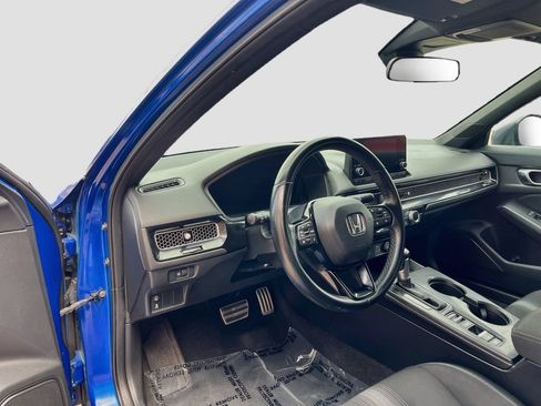 Used 2023 Honda Civic Sport image 9